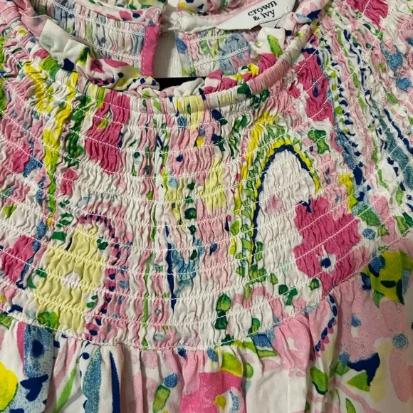 Crown & Ivy Vibrant Floral Top - Picture 3 of 7